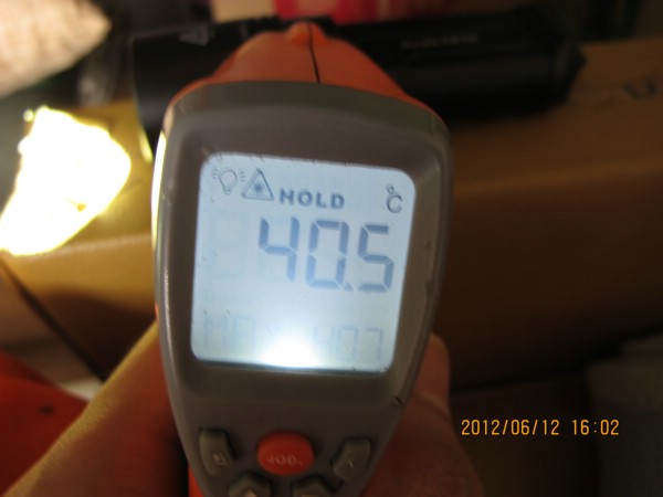 TK35 最高档点亮23分钟的时候灯头最高温度处40.5度