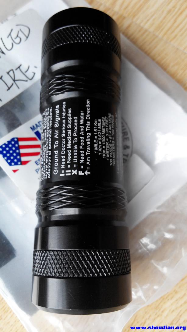 ESEE 美国著名丛林刀ESEE公司 ADVANCED-FIRE-KIT Storage Capsule 储存胶囊 含打火棒和指南针 ... ... ...