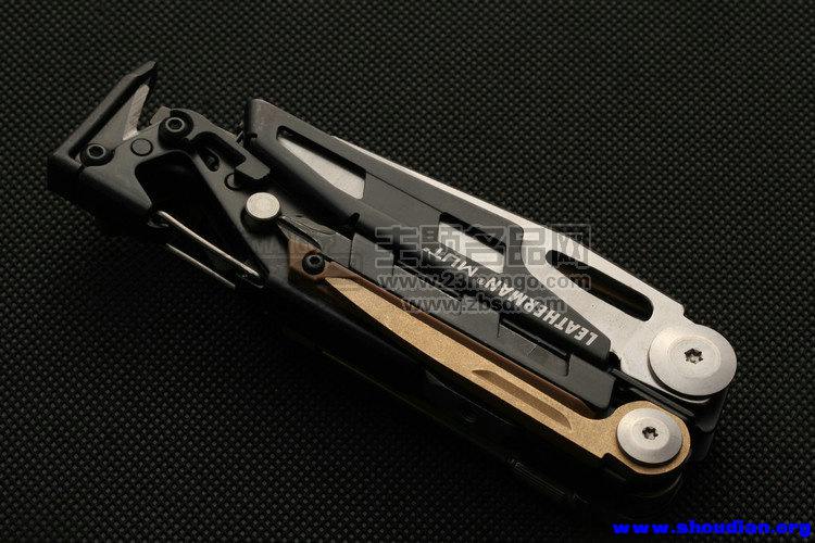 leathermanmututility2011_2.jpg