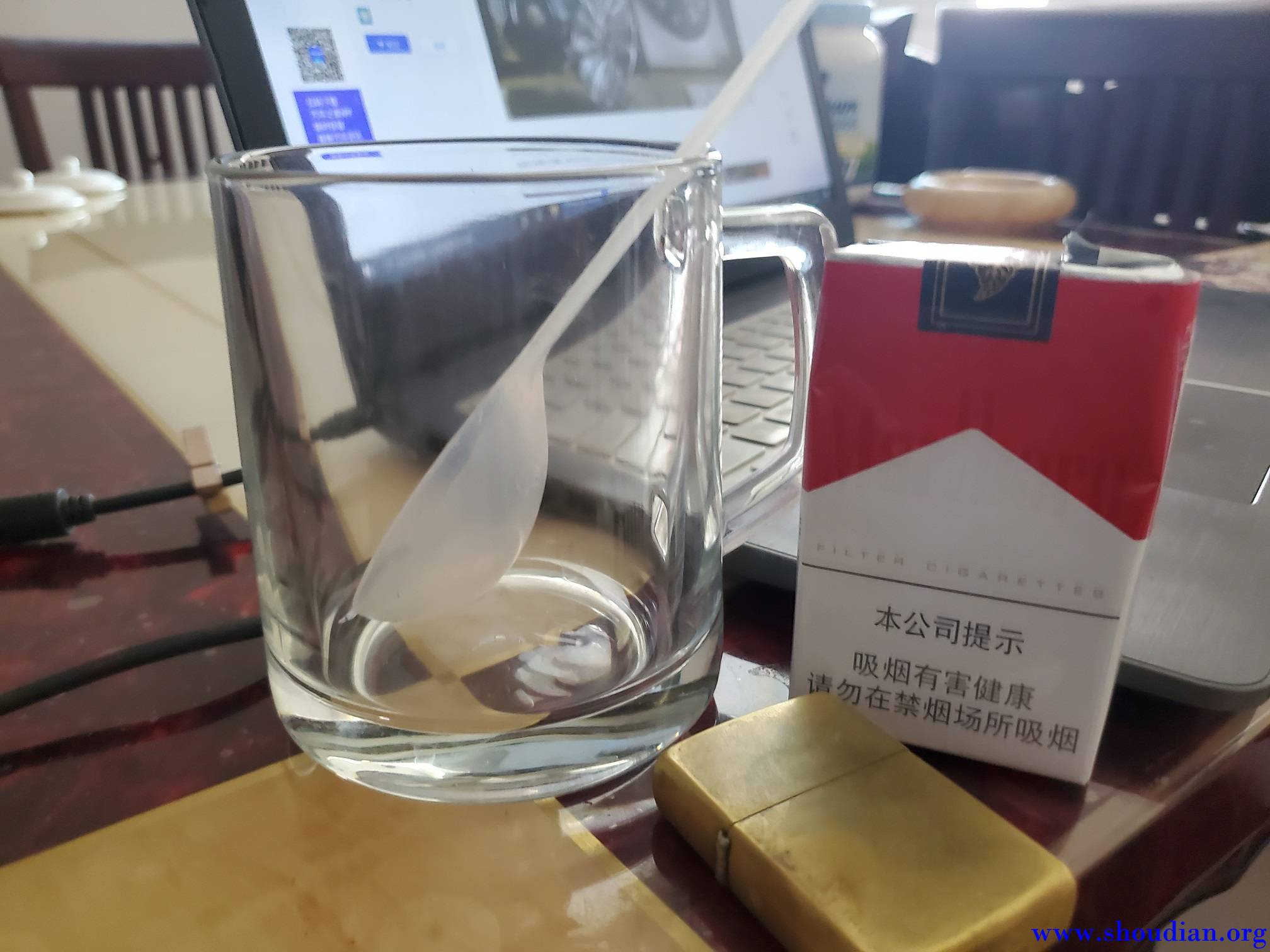 牛奶杯.jpg