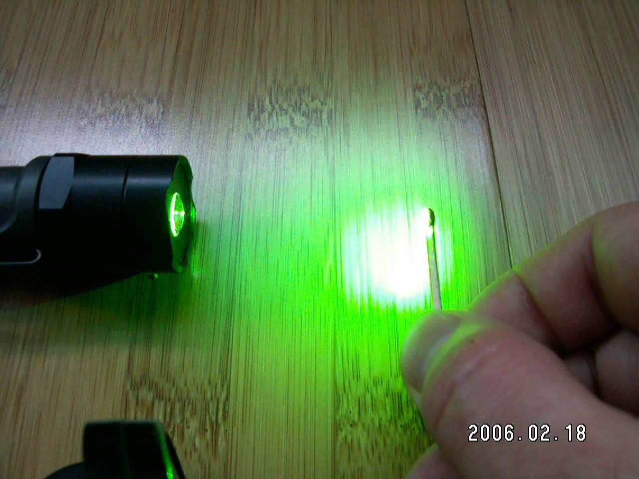 50mw 532nm E1E头改的绿激光器