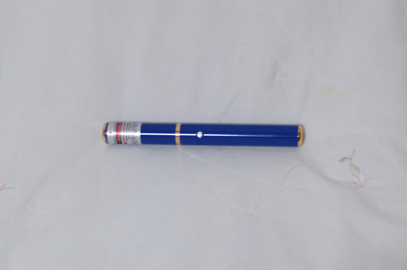新买的蓝光笔，真是爽啊！！！