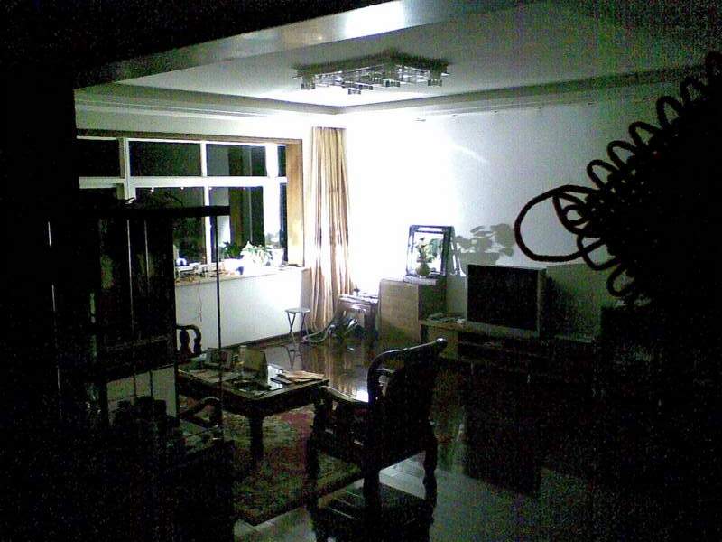 4300K HID照亮整个客厅的效果（正常模式拍照）4.jpg