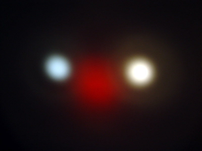1米处光斑 自左：Q5、流明红、Q3-5C