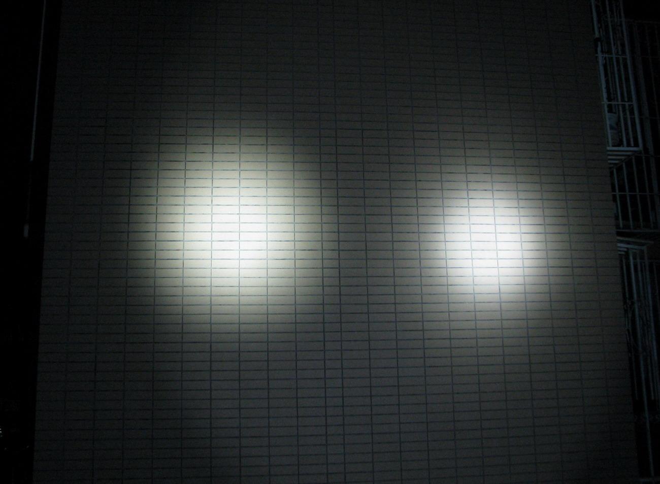 3米处的光斑 左边M2009-D