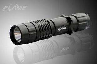 FLAME 18650 R5 LED 中头强光手电筒 军规硬氧化处理 超强泛光-.jpg