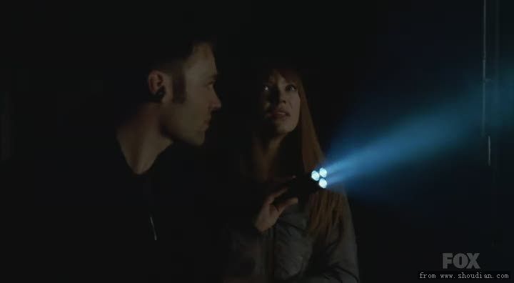 Fringe.S03E13TK45_012.jpg