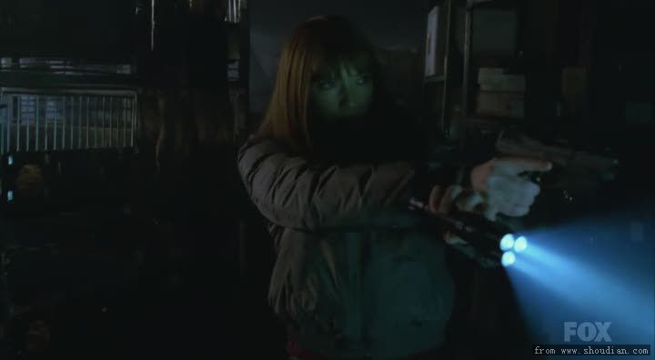 Fringe.S03E13TK45_044.jpg